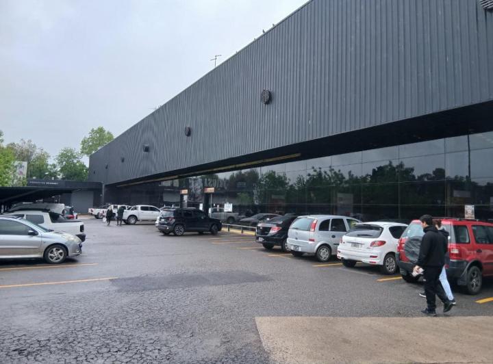 Local comercial · 2000m²