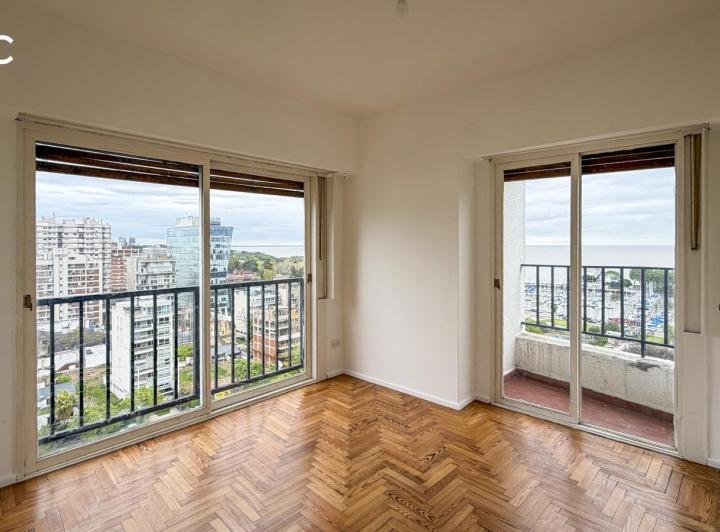 Departamento · 87m² · 4 Ambientes · 1 Cochera