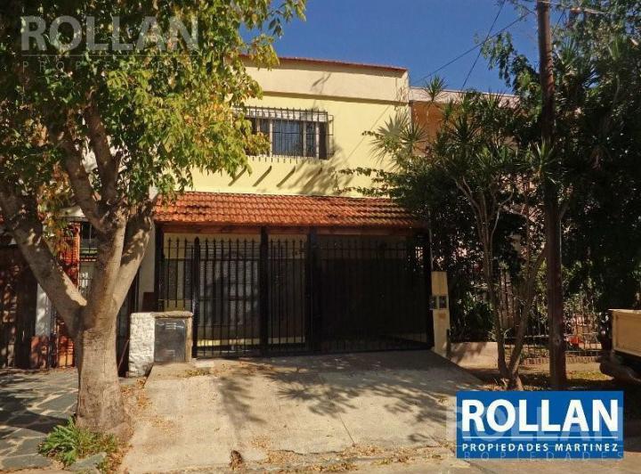 Casa · 75m² · 4 Ambientes · 1 Cochera