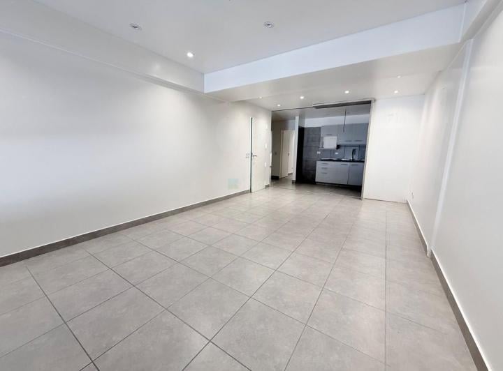 Oficina comercial · 79m² · 2 Cocheras