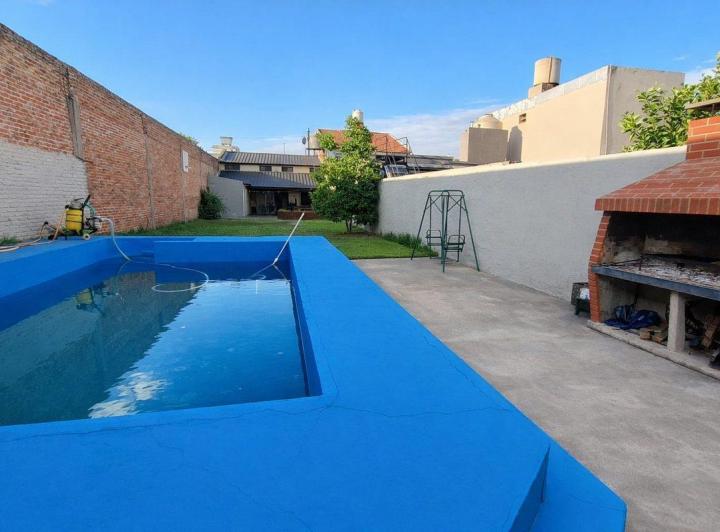 Casa · 150m² · 4 Ambientes · 2 Cocheras