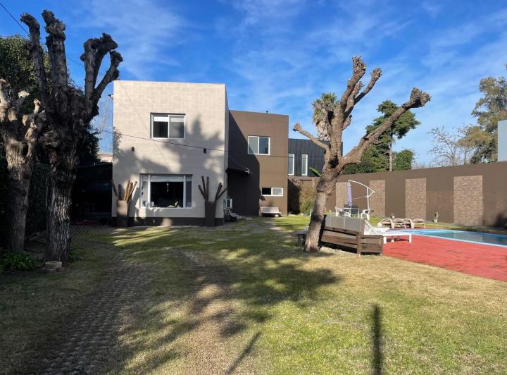 Casa · 142m² · 4 Ambientes