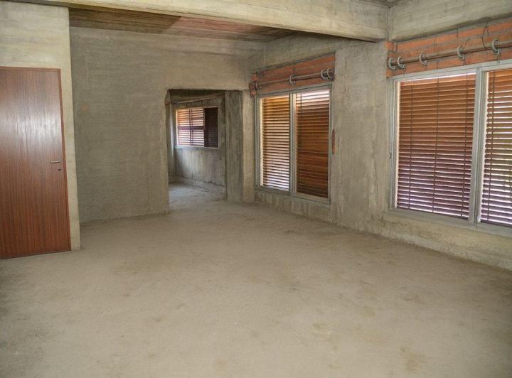 Casa · 310m² · 5 Ambientes · 2 Cocheras