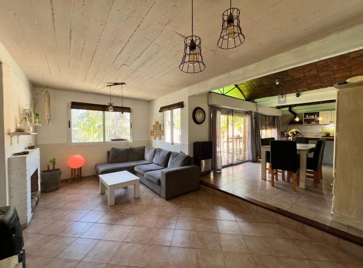 Casa · 117m² · 4 Ambientes · 1 Cochera