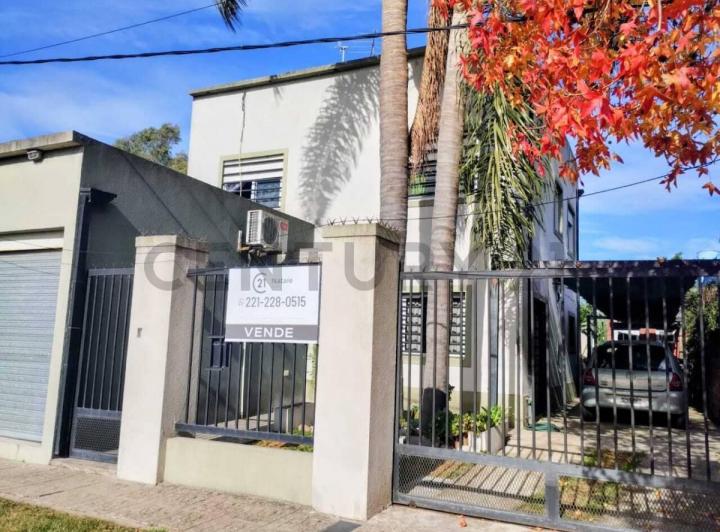 Casa · 136m² · 3 Dormitorios · 3 Cocheras