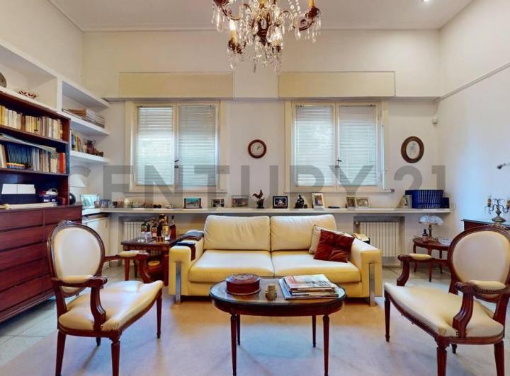 Casa · 231m² · 7 Ambientes