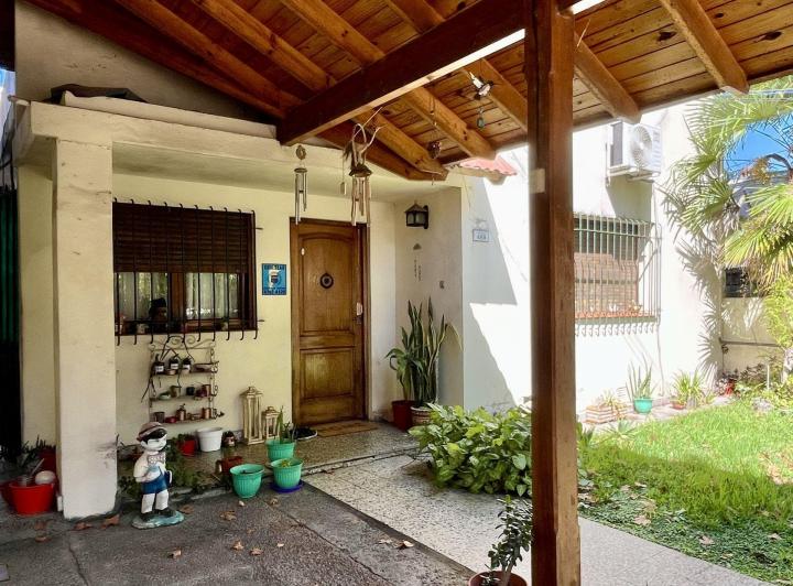 Casa · 166m² · 4 Ambientes · 1 Cochera