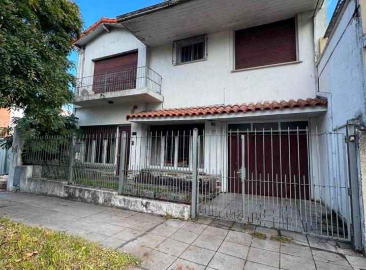 Casa · 125m² · 6 Ambientes · 1 Cochera
