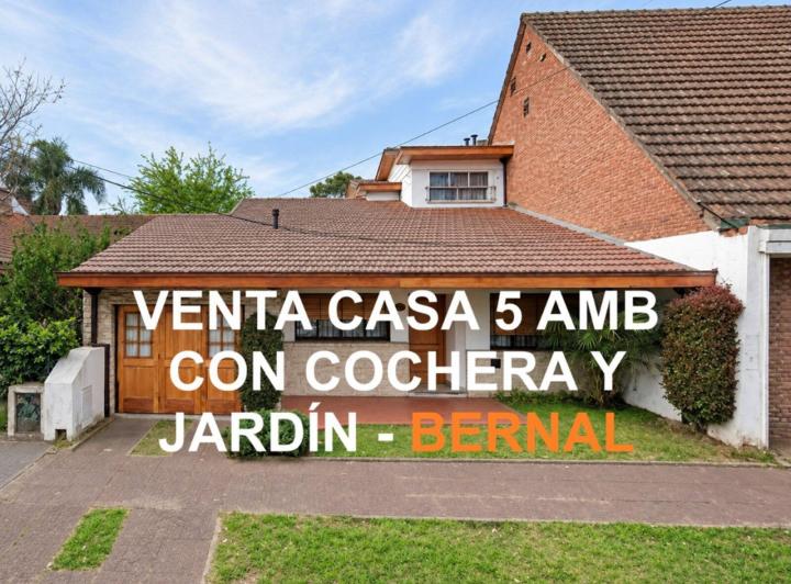 Casa · 222m² · 5 Ambientes · 1 Cochera