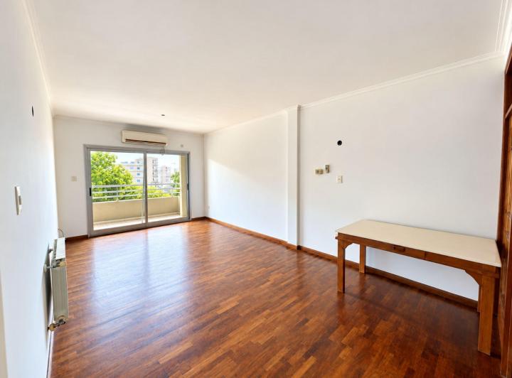 Departamento · 87m² · 4 Ambientes · 1 Cochera