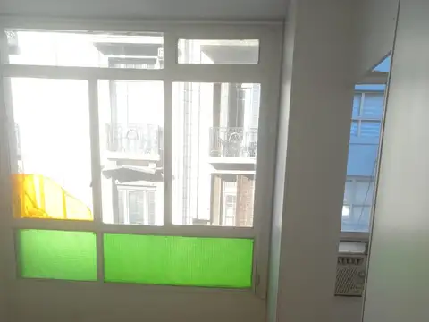 Oficina en Venta en Tribunales, Centro