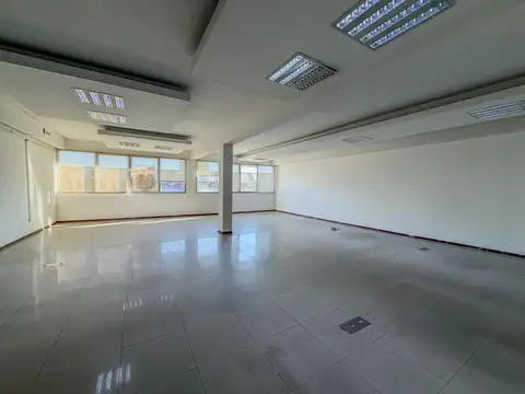 Oficina en Alquiler en Barracas, Capital Federal