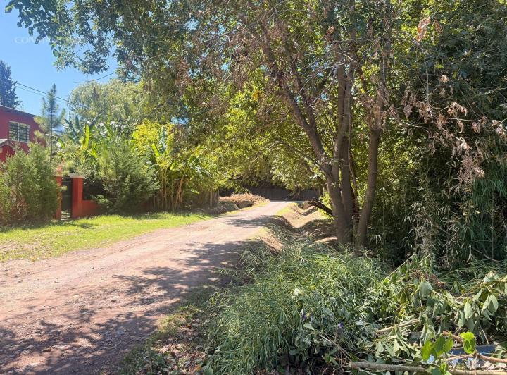 Terreno · 743m²