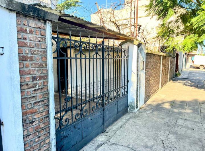 Terreno · 866m²
