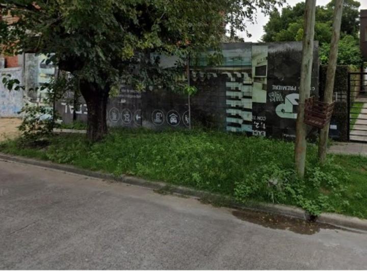 Terreno · 283m²
