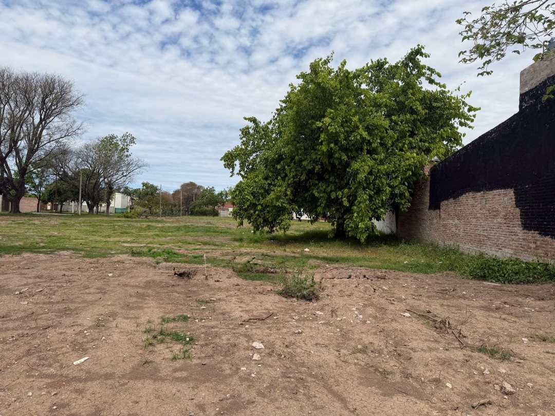 VENTA/LOTE/FINACIACIÓN/BARRIOBELGRANO/FRENTENORTE.