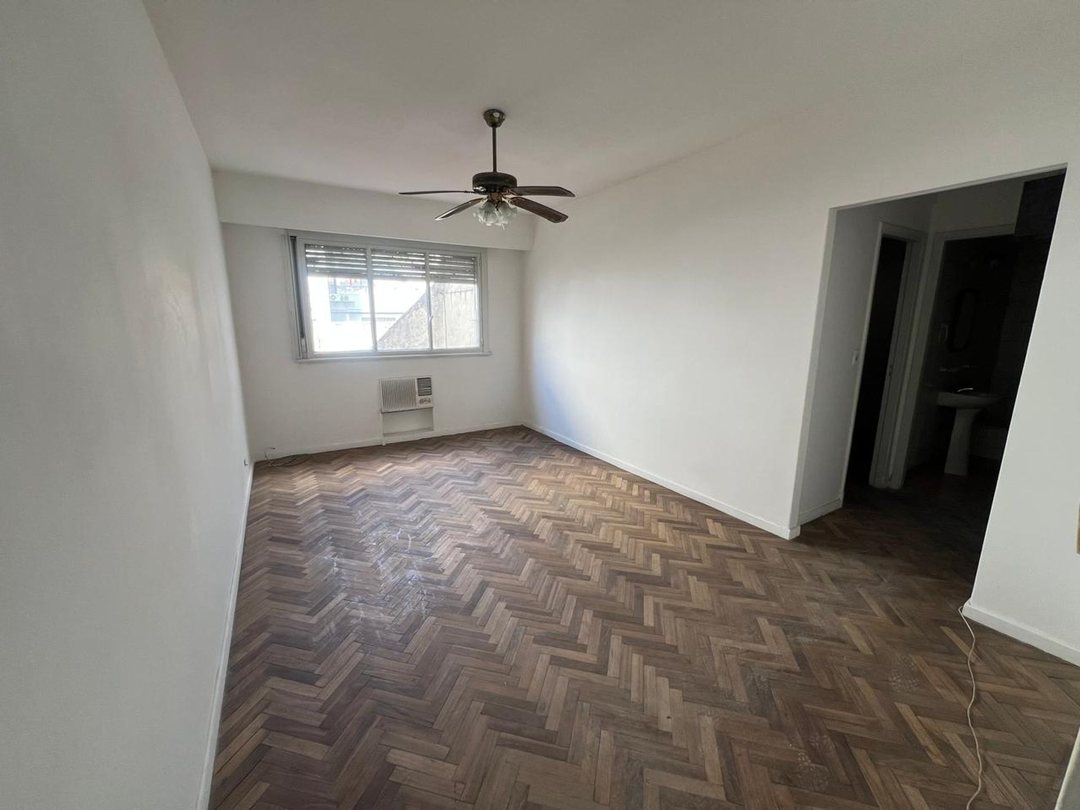 Venta departamento 3 ambientes en Monserrat!!