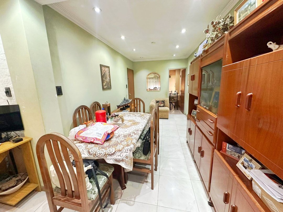 Venta casa 3 ambientes con cochera y patio