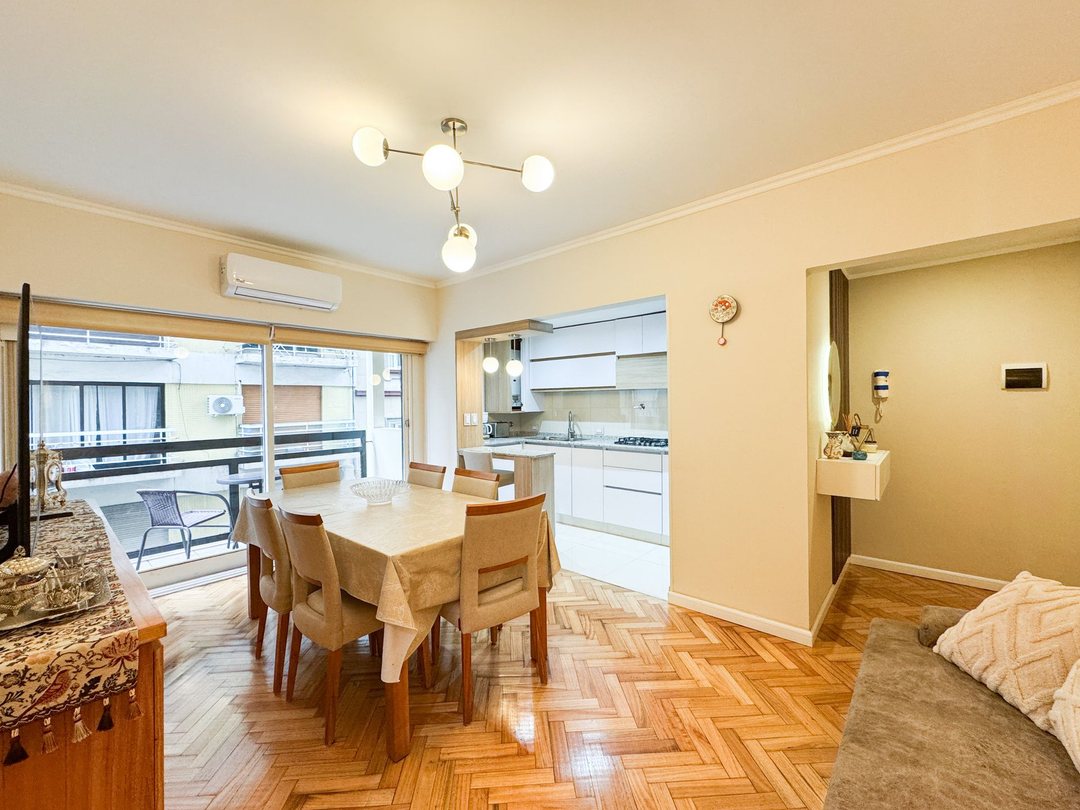 VENTA DPTO 2 AMB REFACCIONADO C/BALCON MICROCENTRO