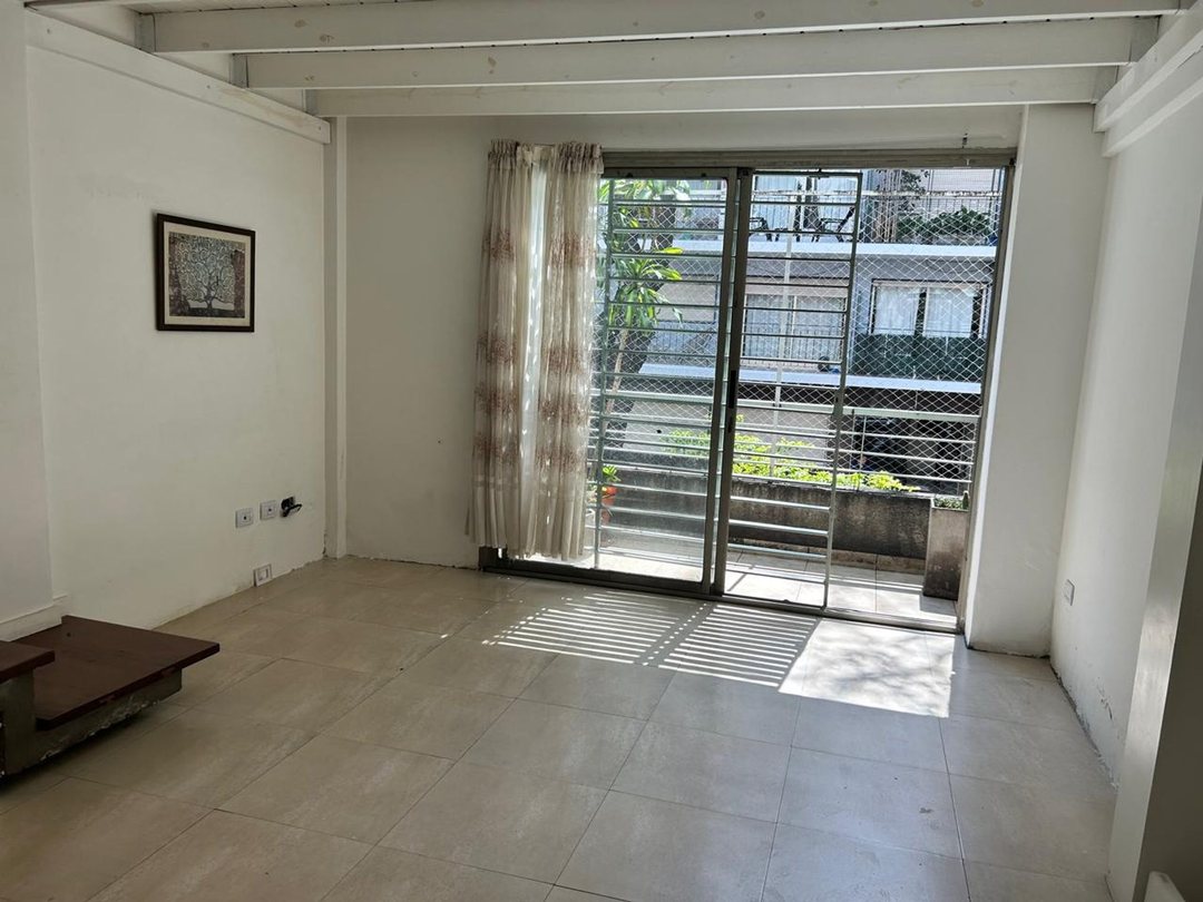 DUPLEX DOS AMBIENTES Y MEDIO CON TERRAZA Y PARRIL