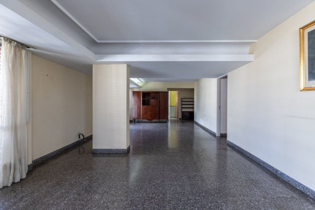 DEPARTAMENTO EN VENTA LA PLATA 4 DORMITORIOS