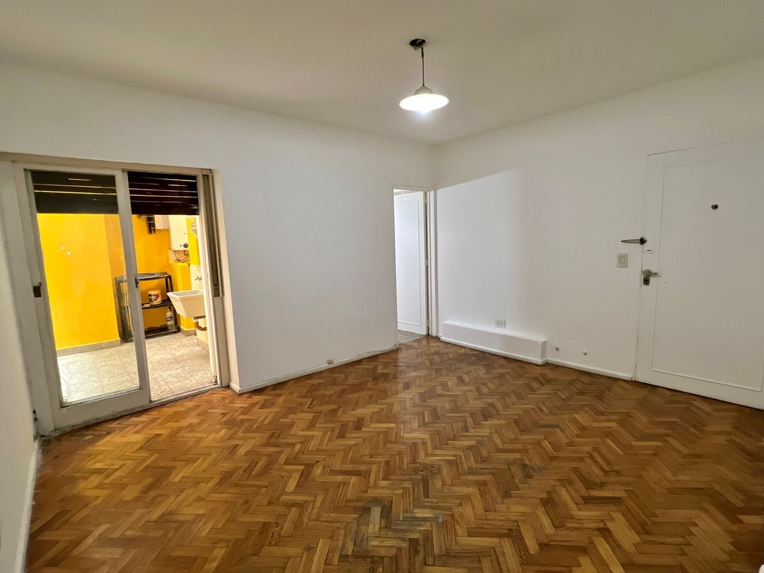 VENTA DEPTO 2 AMBIENTES CON PATIO - CABALLITO-PUAN