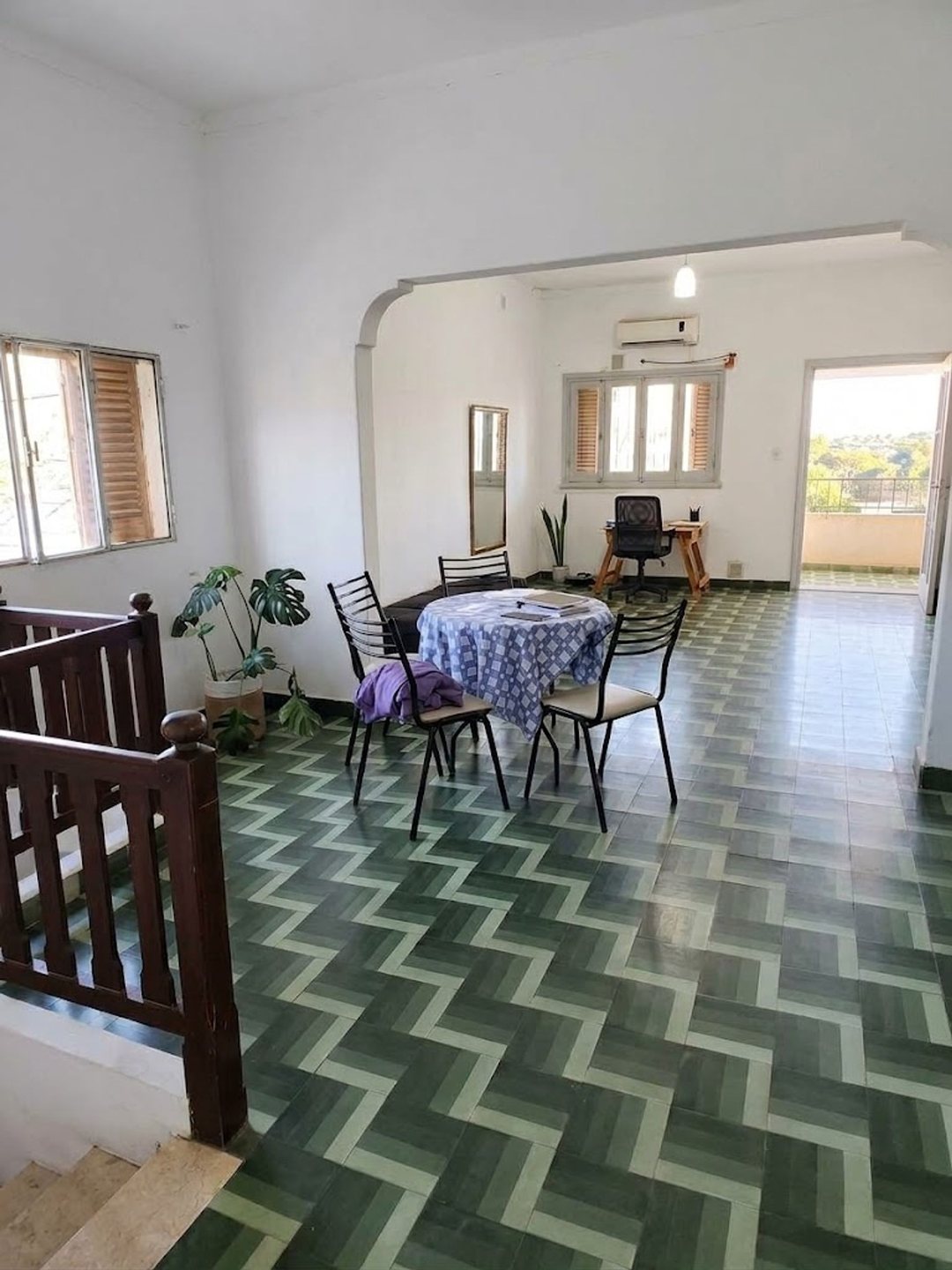 Casa en planta alta 3 dormitorios y cochera Paraná