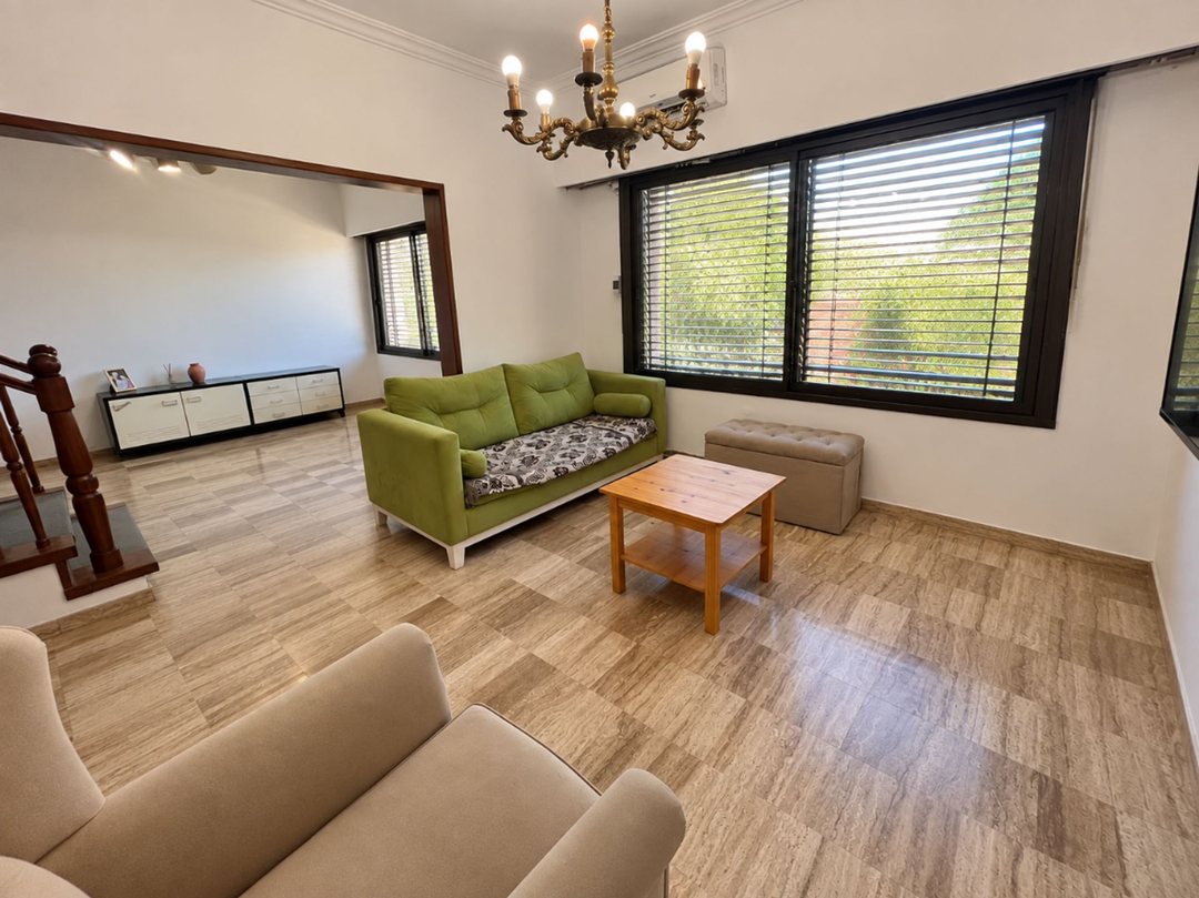 VENTA CASA 5 AMB- MORON-APTA CREDITO
