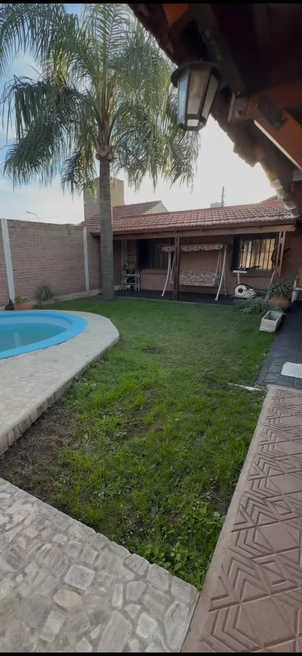 Dueño vende casa
