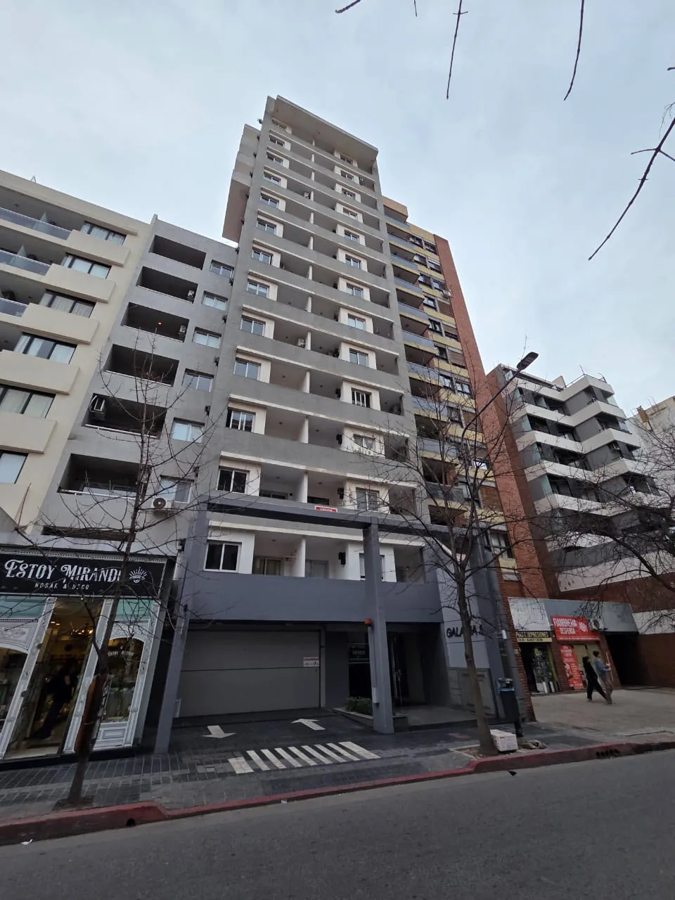 Alquilo Nva Cba- 1 Dorm- Hermoso Patio! Exc estado