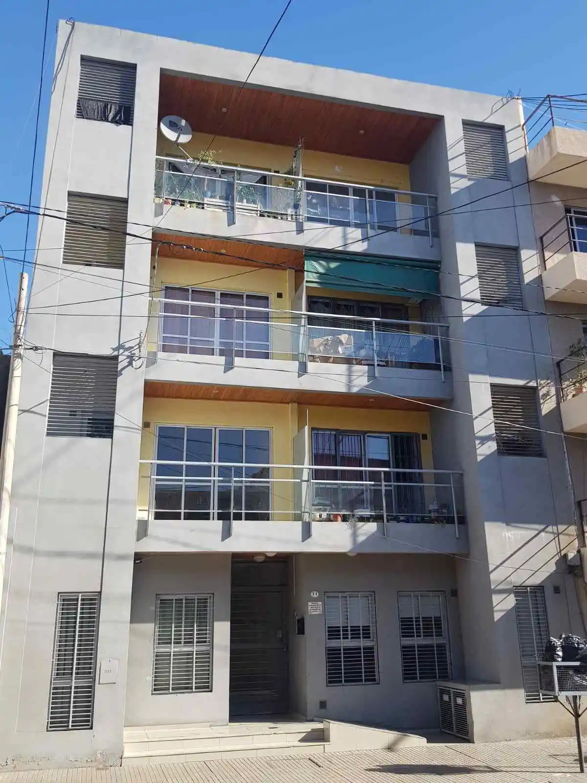 San Martín Depto. Con Escritura 1 Dor., Cocina sep, Baño, lavadero, balcón, Bajas Expensas