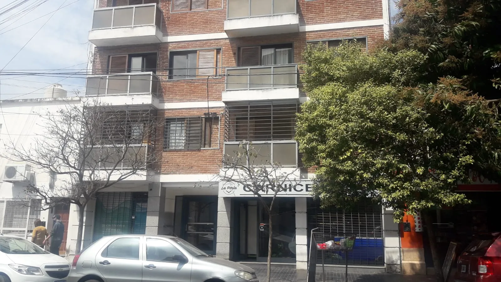 ALTA CBA 2 DORMITORIOS BEDOYA 615 PLANTA BAJA  EN EDIFICIO CON PATIOS INTERNOS !!