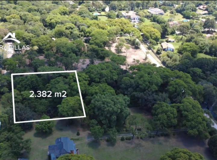 Terreno · 2382m²