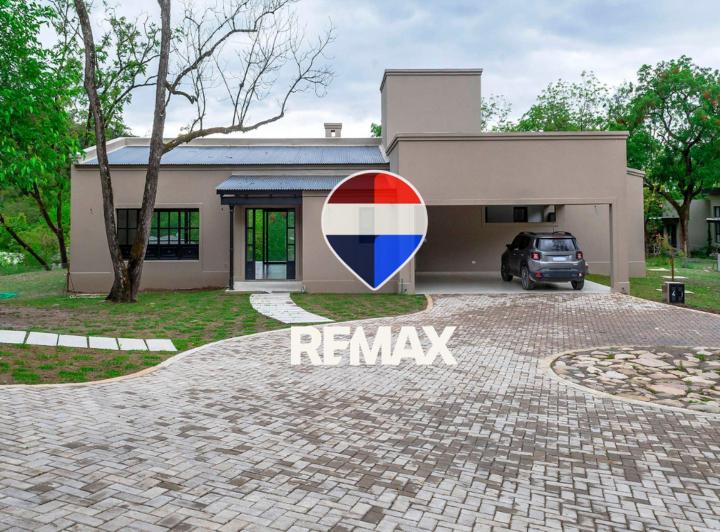 Casa · 172m² · 4 Ambientes · 2 Cocheras