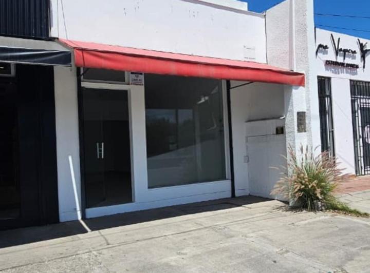 Local comercial · 60m² · 2 Ambientes