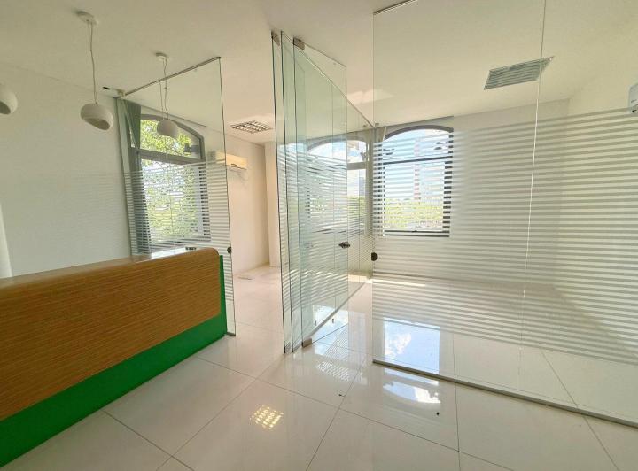 Oficina comercial · 78m² · 4 Ambientes