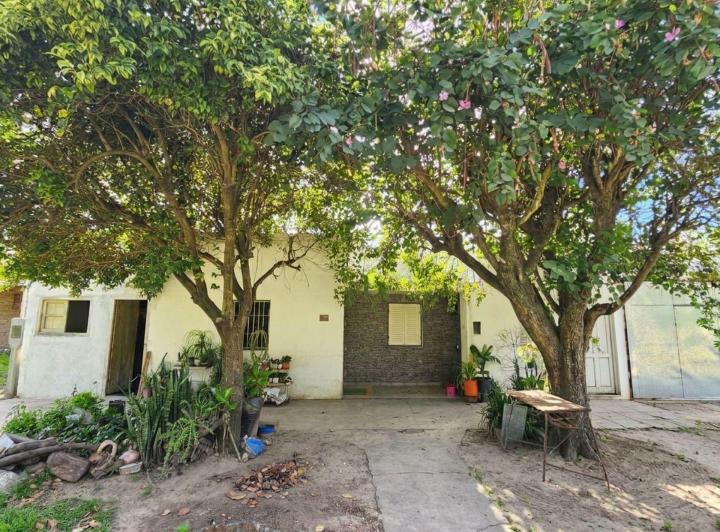 Casa · 82m² · 6 Ambientes · 1 Cochera