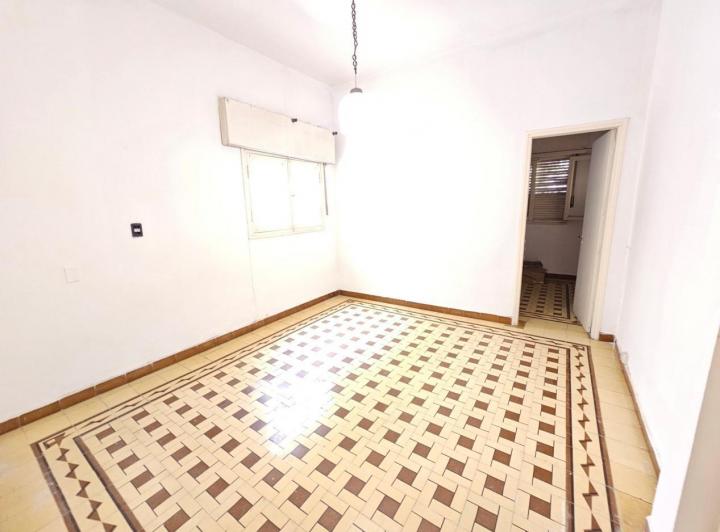 Casa · 146m² · 5 Ambientes · 1 Cochera