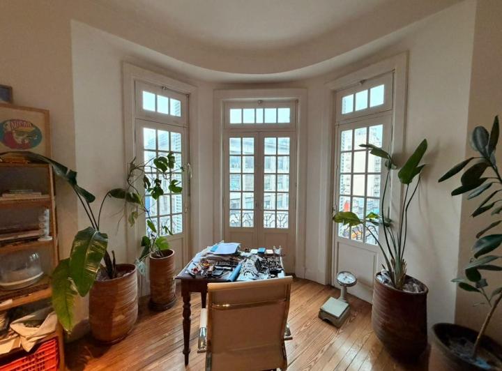 Departamento · 140m² · 8 Ambientes