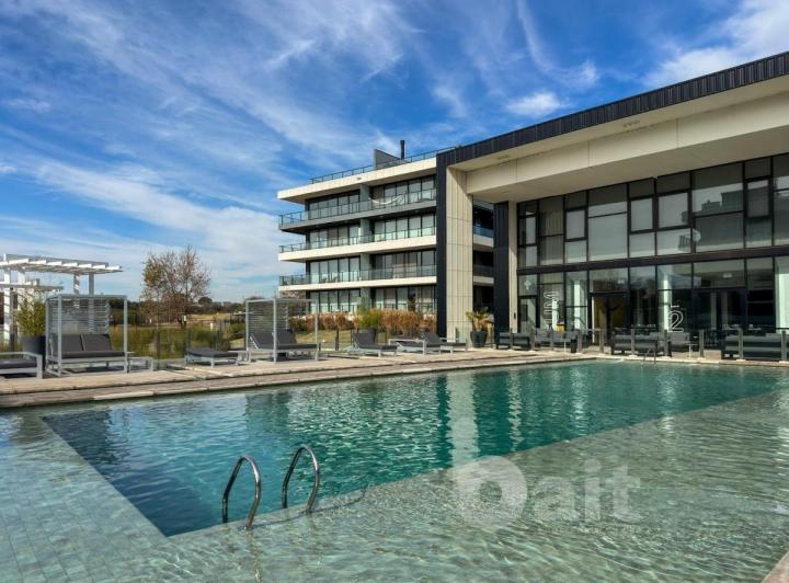 Departamento · 216m² · 7 Ambientes · 1 Cochera