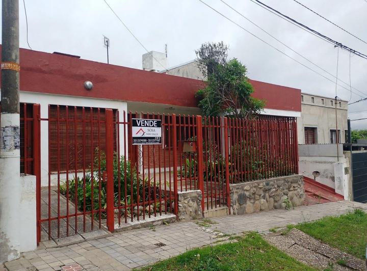 Casa · 150m² · 7 Ambientes · 1 Cochera