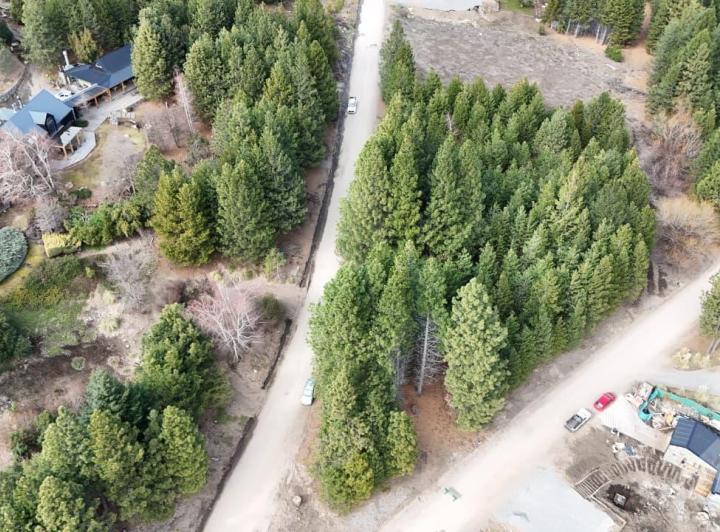 Terreno · 2100m²