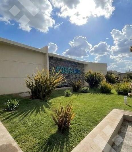 Terreno · 466m²
