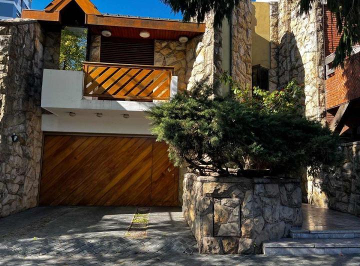 Terreno · 323m²