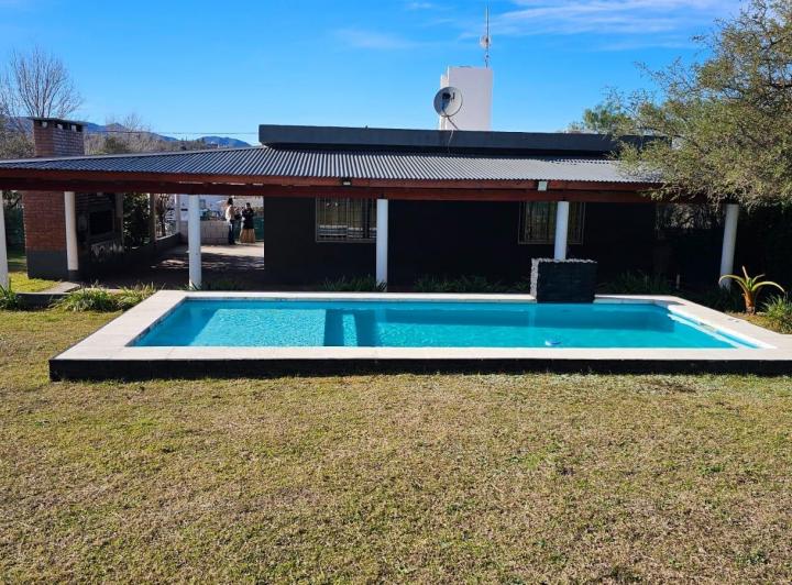 Casa · 166m² · 7 Ambientes