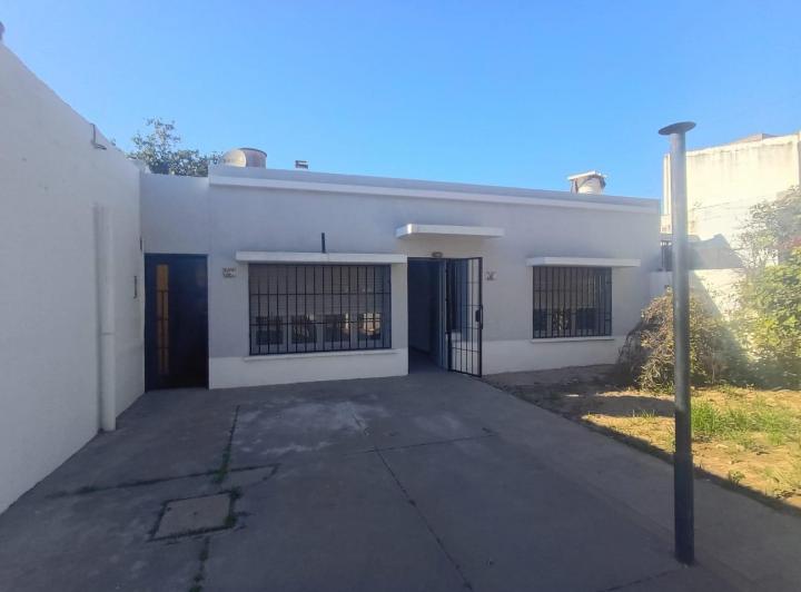 Casa · 220m² · 2 Cocheras