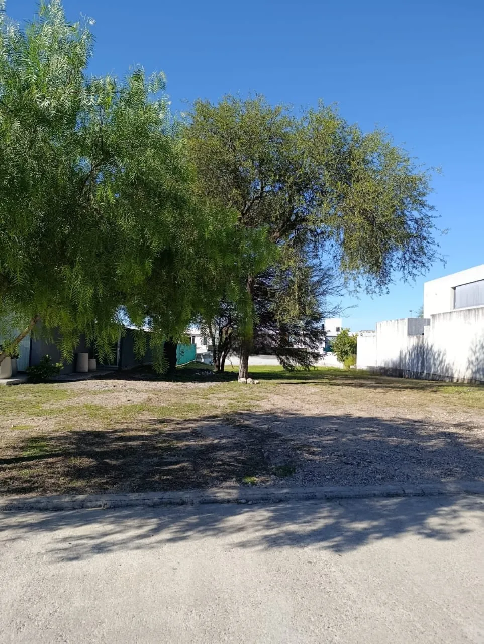 Lote en Venta  en Valle Escondido