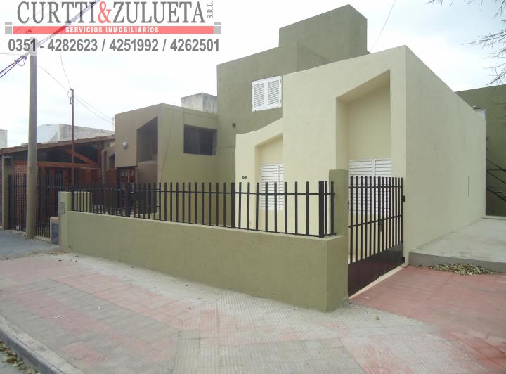 Casa · 254m² · 7 Ambientes · 1 Cochera