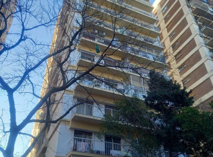 Departamento · 40m² · 2 Ambientes · 1 Cochera