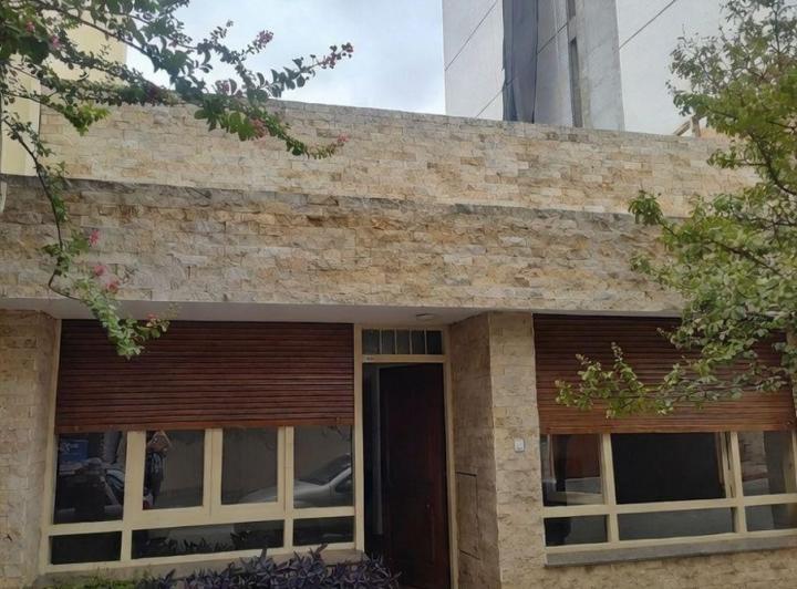 Casa · 150m² · 5 Ambientes